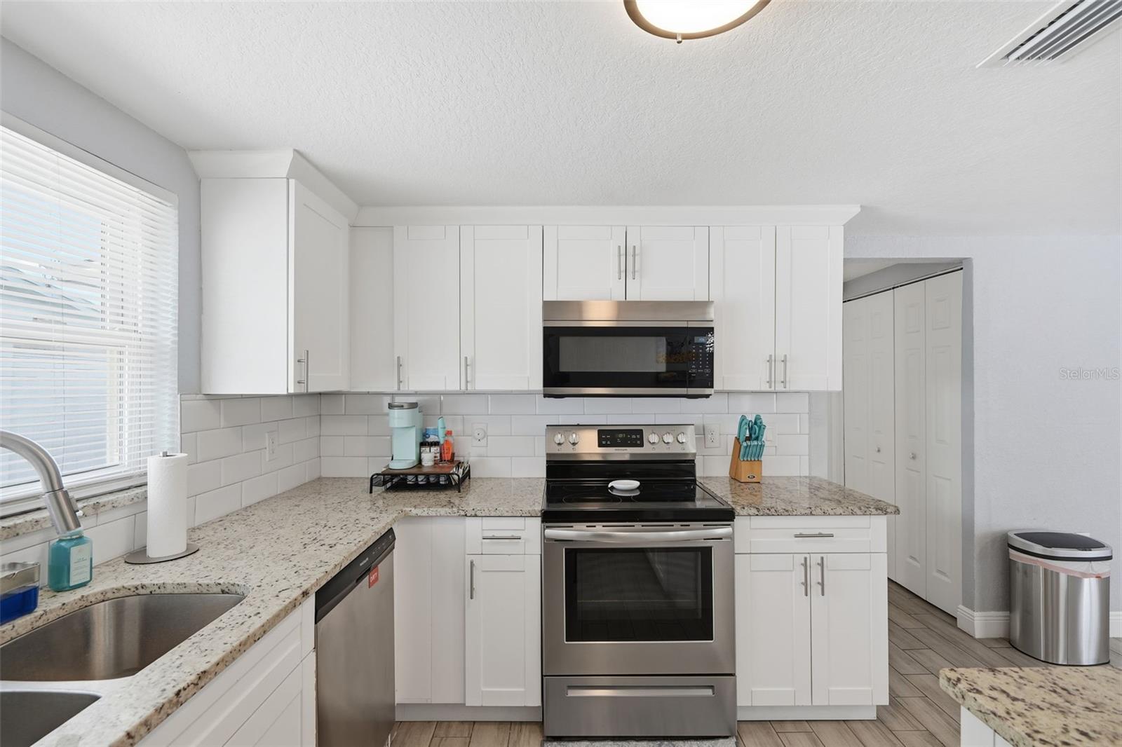 REGENCY PARK - Residential