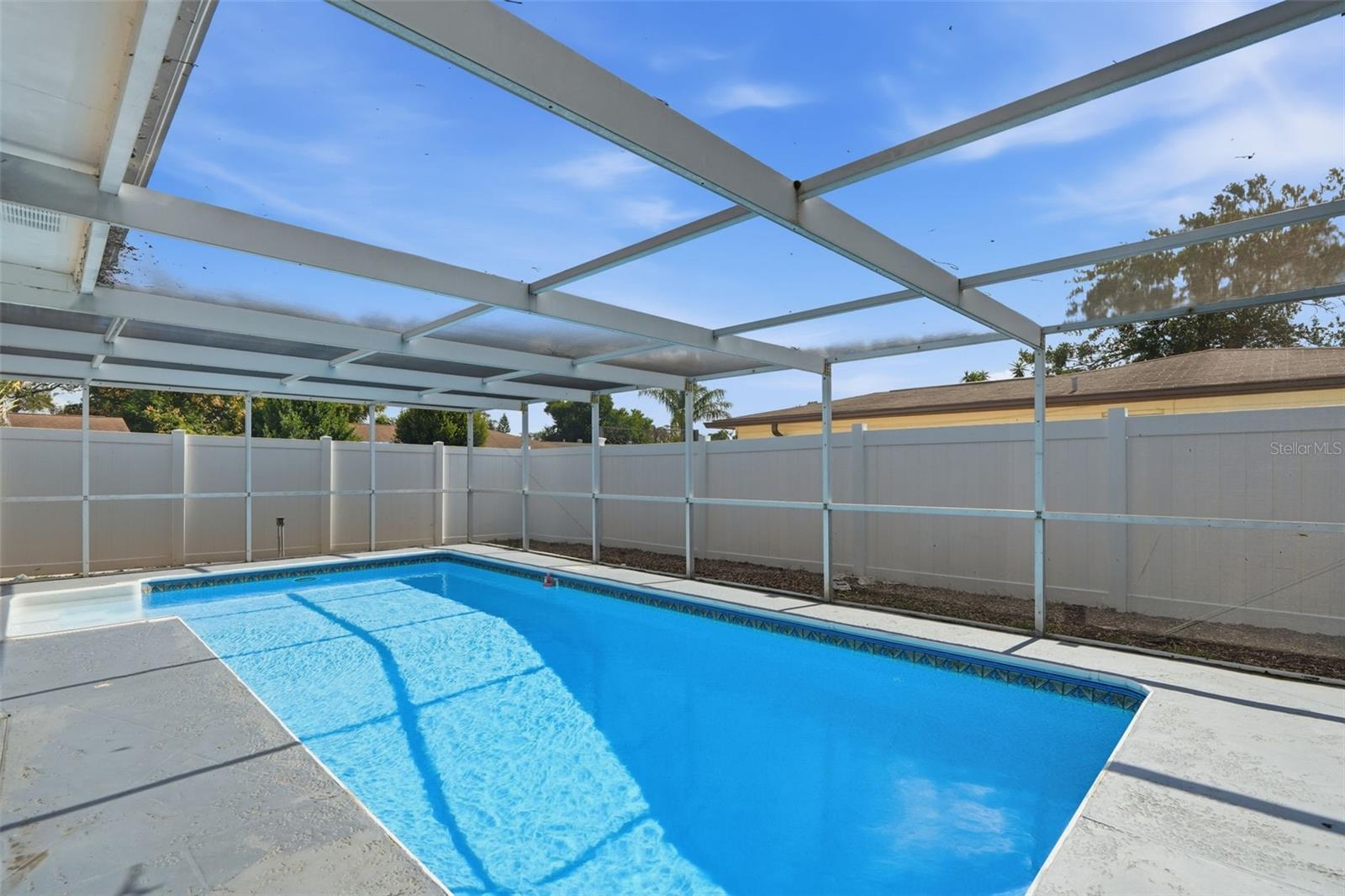 REGENCY PARK - Residential