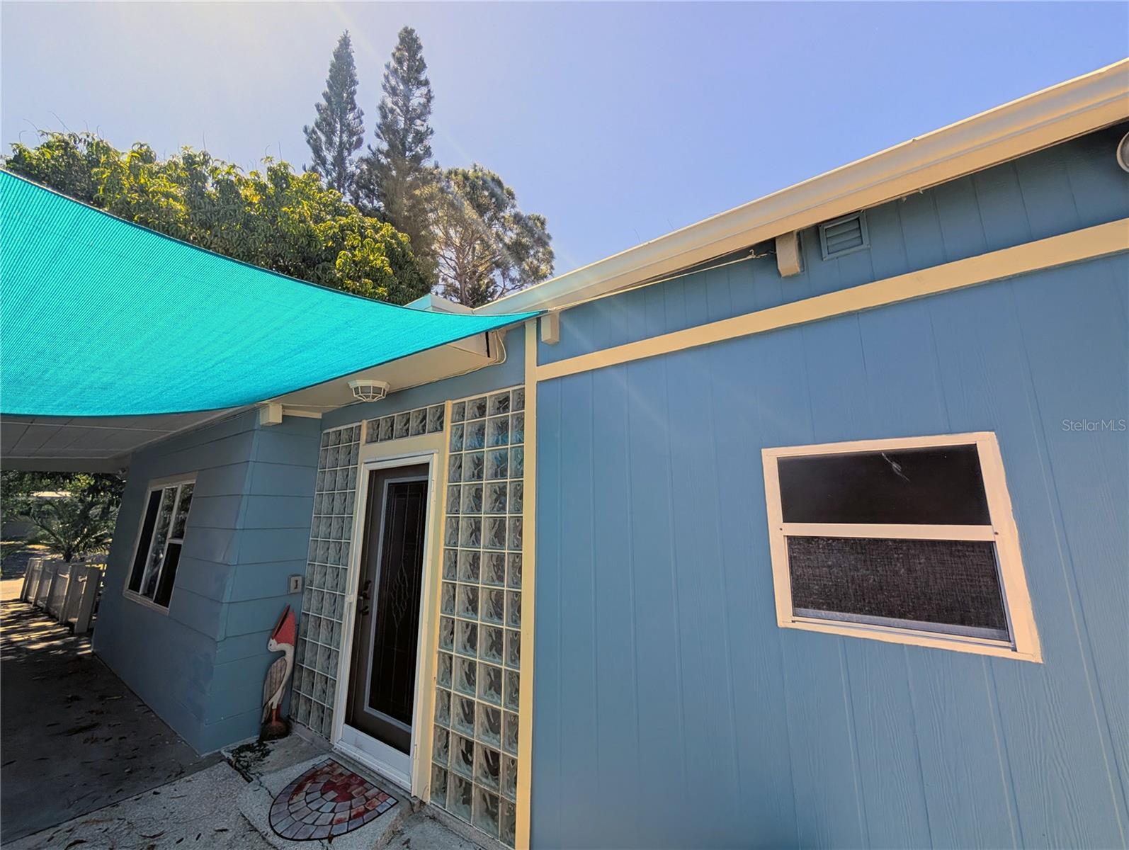 1519 CHANDLER AVENUE