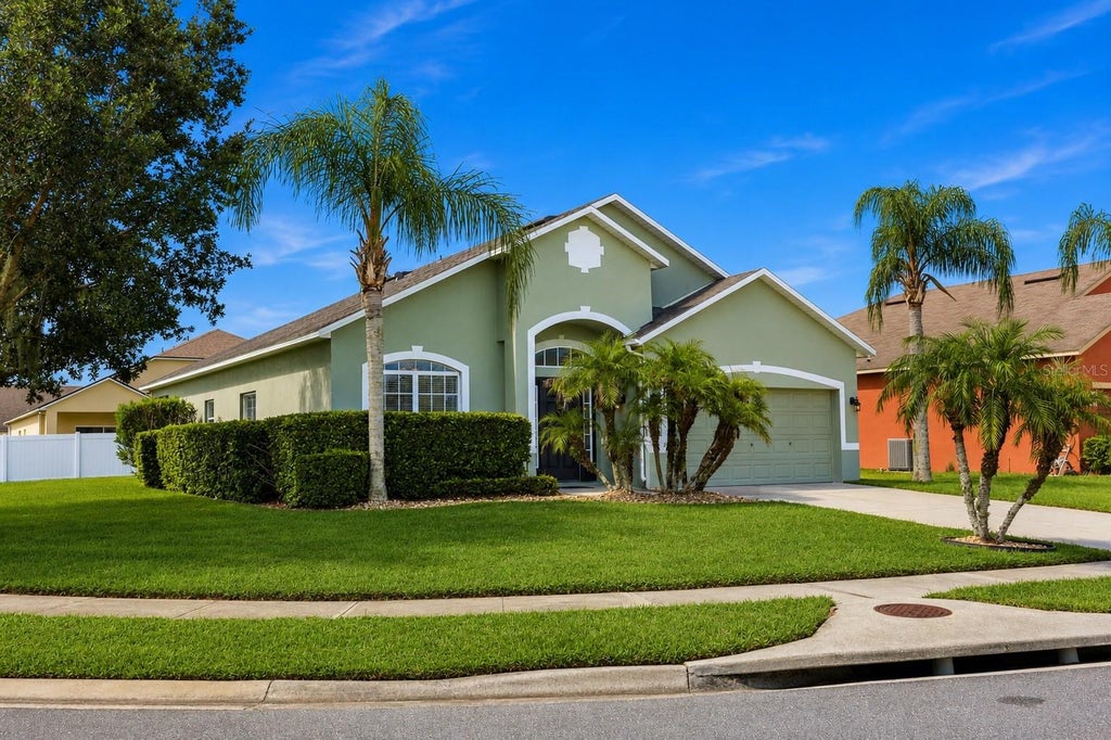 Photo of 327 Marathon Lane, Sanford, FL 32771 (MLS # O6438167)