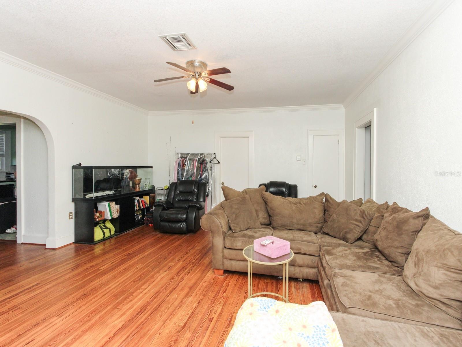 500 W FOUNTAIN STREET