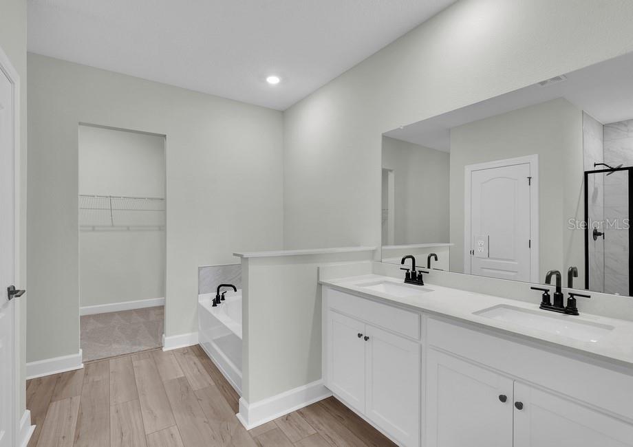 MARION OAKS UN FOUR - Residential