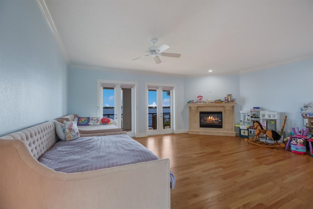 PALMA SOLA - Residential