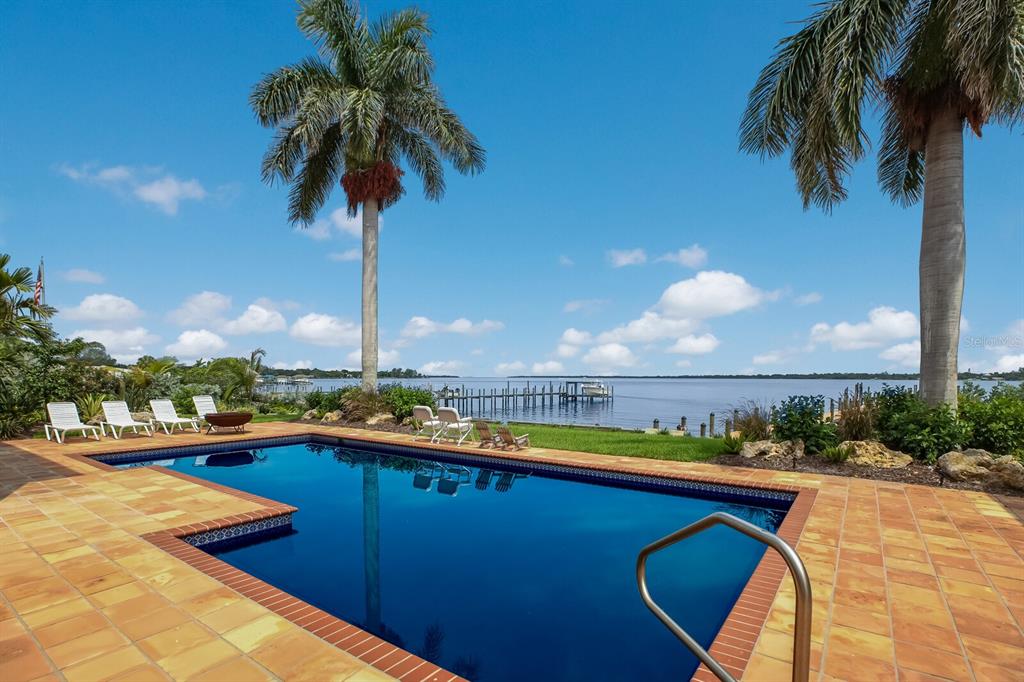 PALMA SOLA - Residential