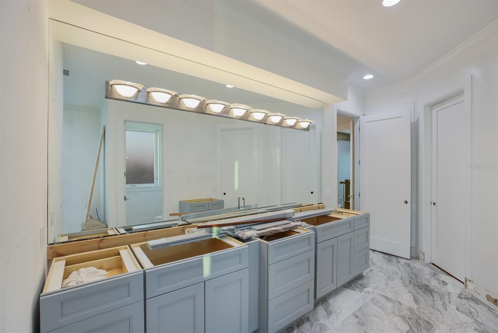 PALMA SOLA - Residential