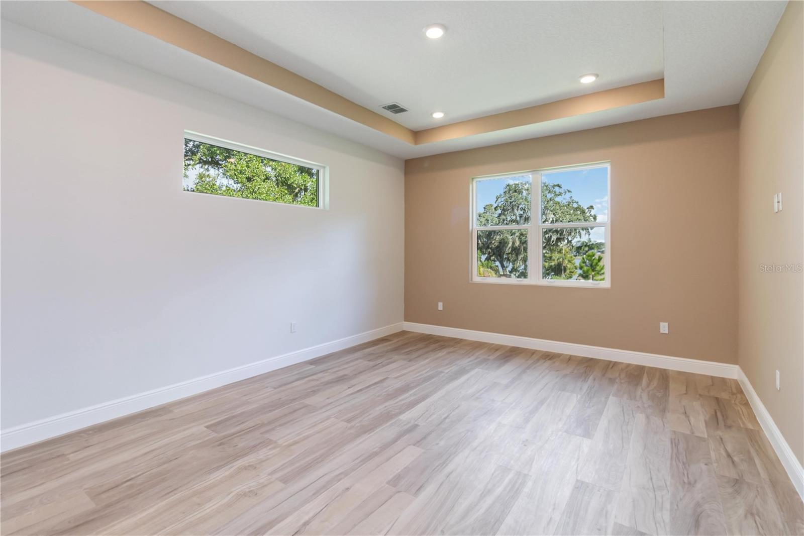CRESCENT COVE DEV - Residential