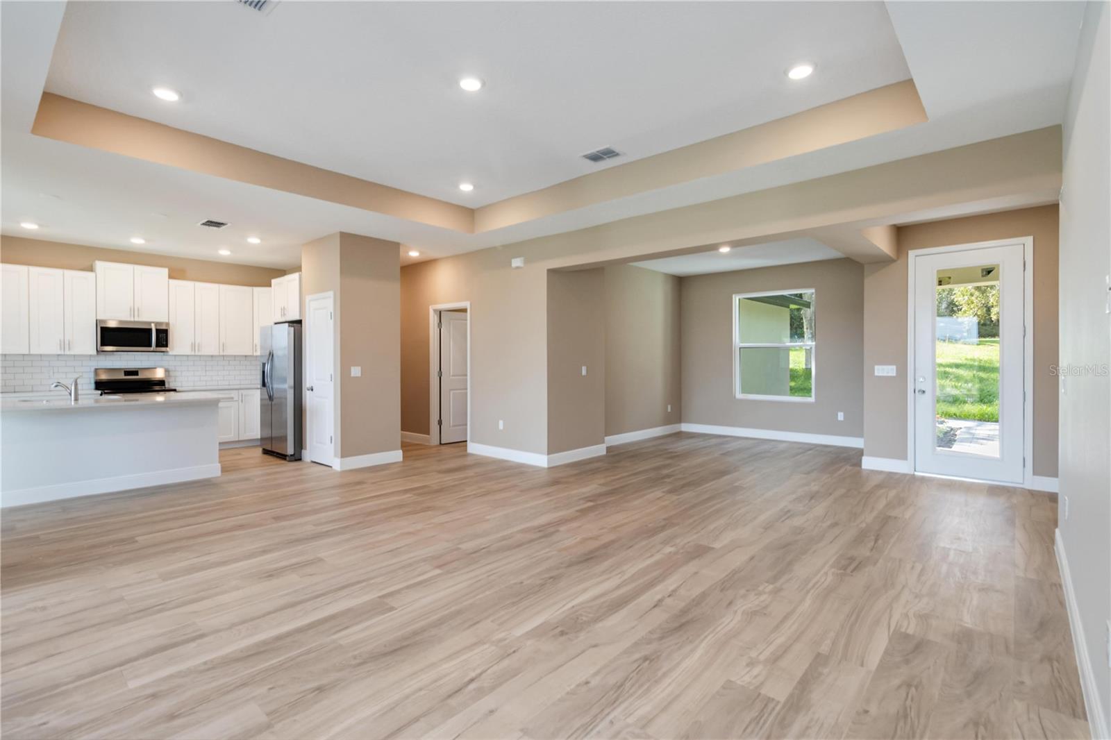 CRESCENT COVE DEV - Residential