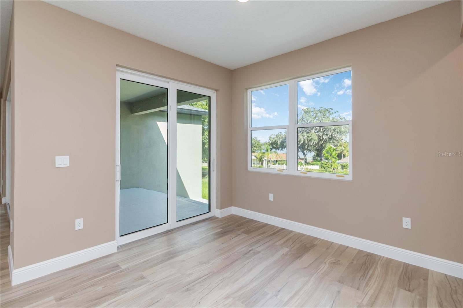 CRESCENT COVE DEV - Residential