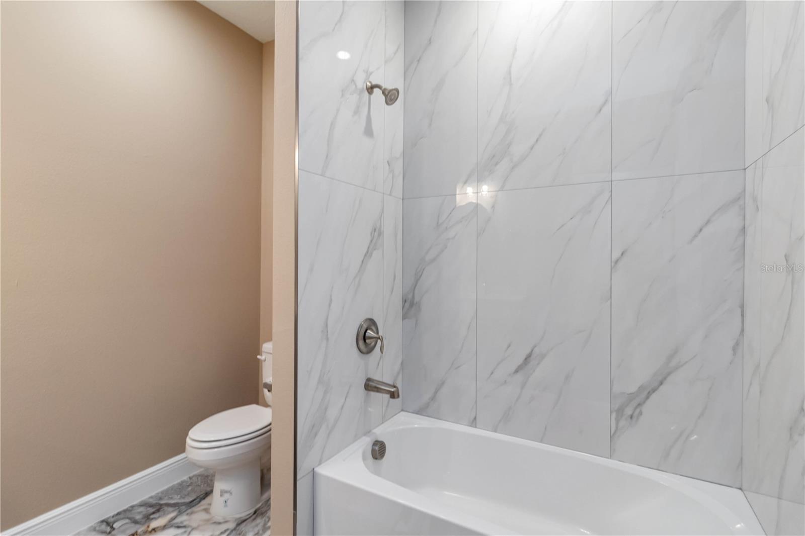 CRESCENT COVE DEV - Residential