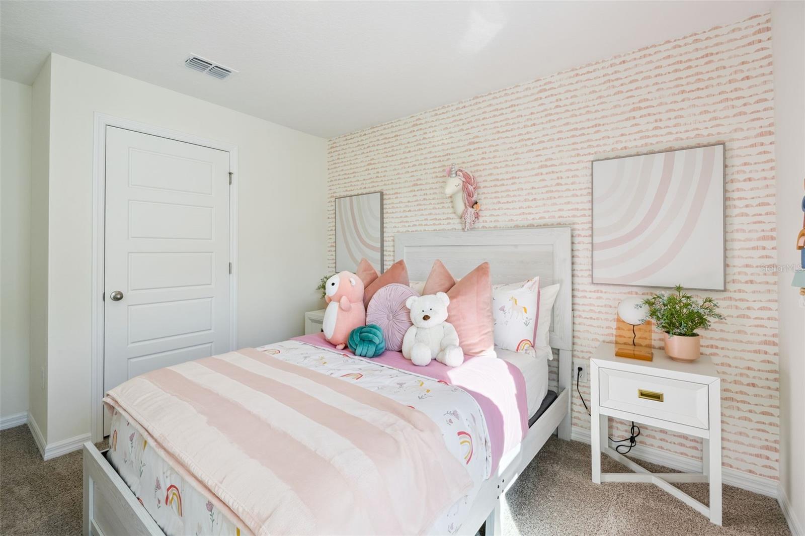 MAGNOLIA POINTE - Residential