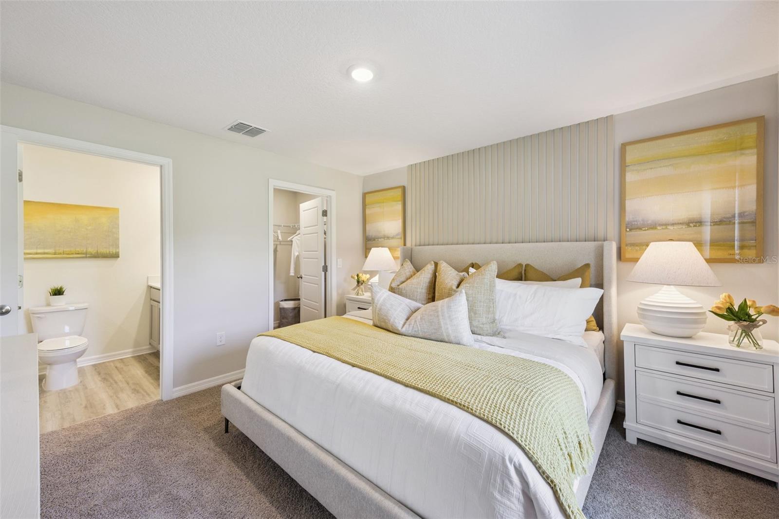 MAGNOLIA POINTE - Residential