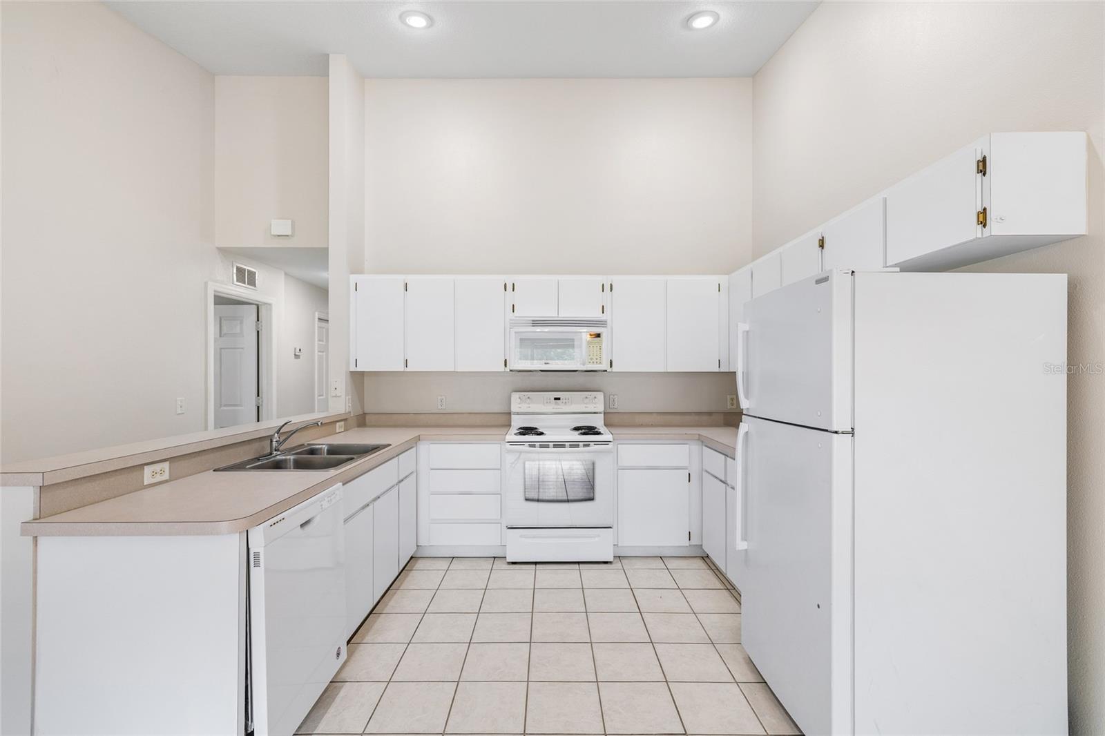 37228 GRASSY HILL LANE