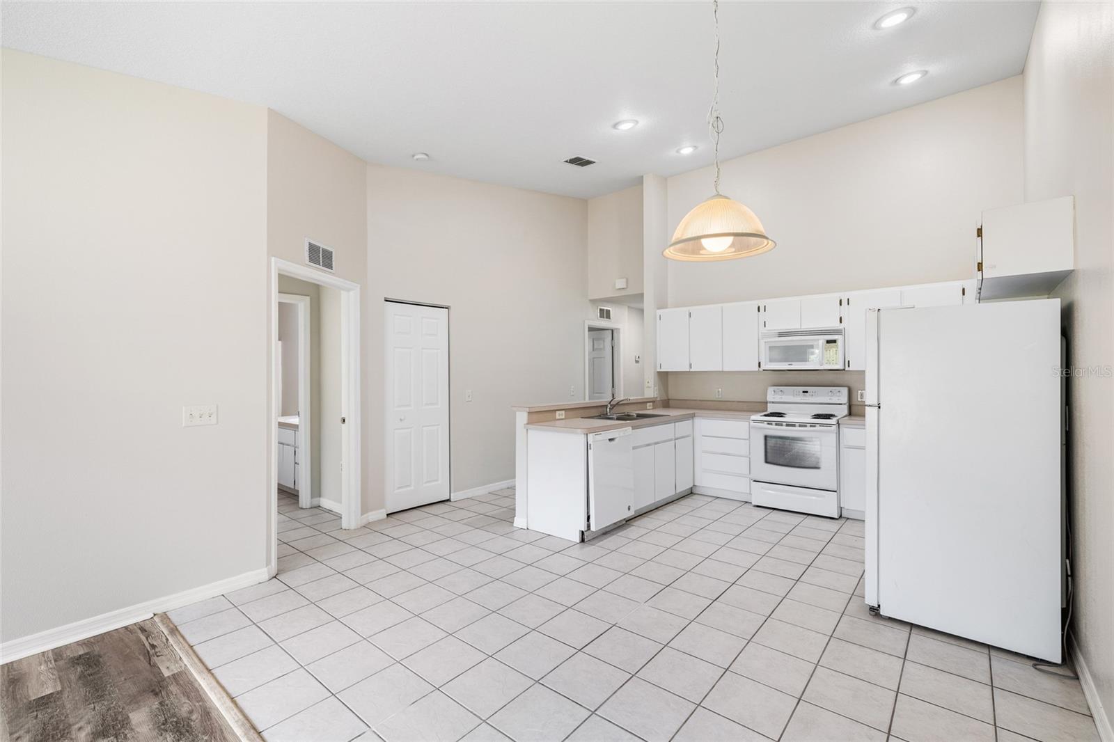 ACREAGE - Residential