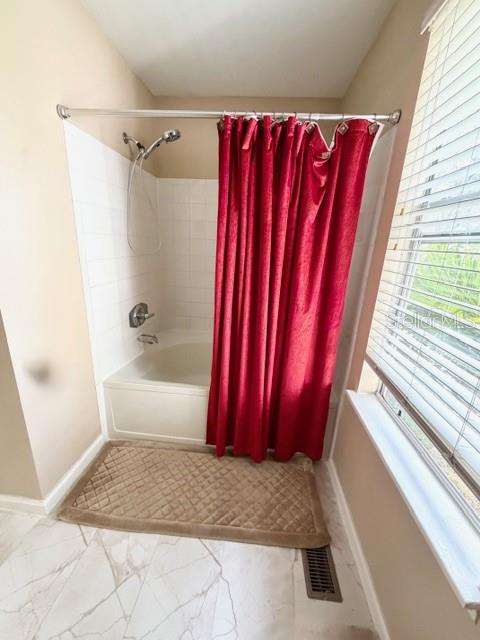 LAKE ELLEN WALK - Residential