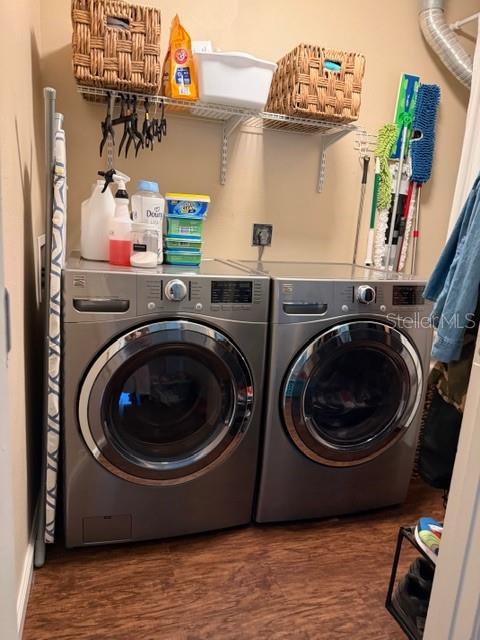 LAKE ELLEN WALK - Residential