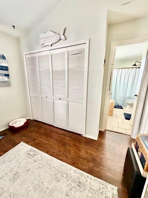 LAKE ELLEN WALK - Residential