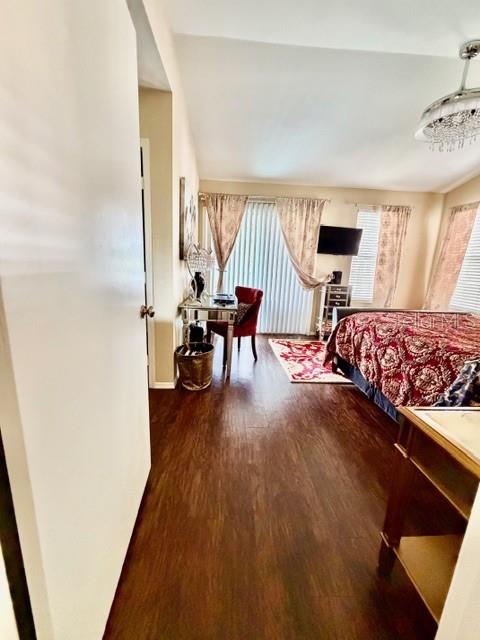 LAKE ELLEN WALK - Residential