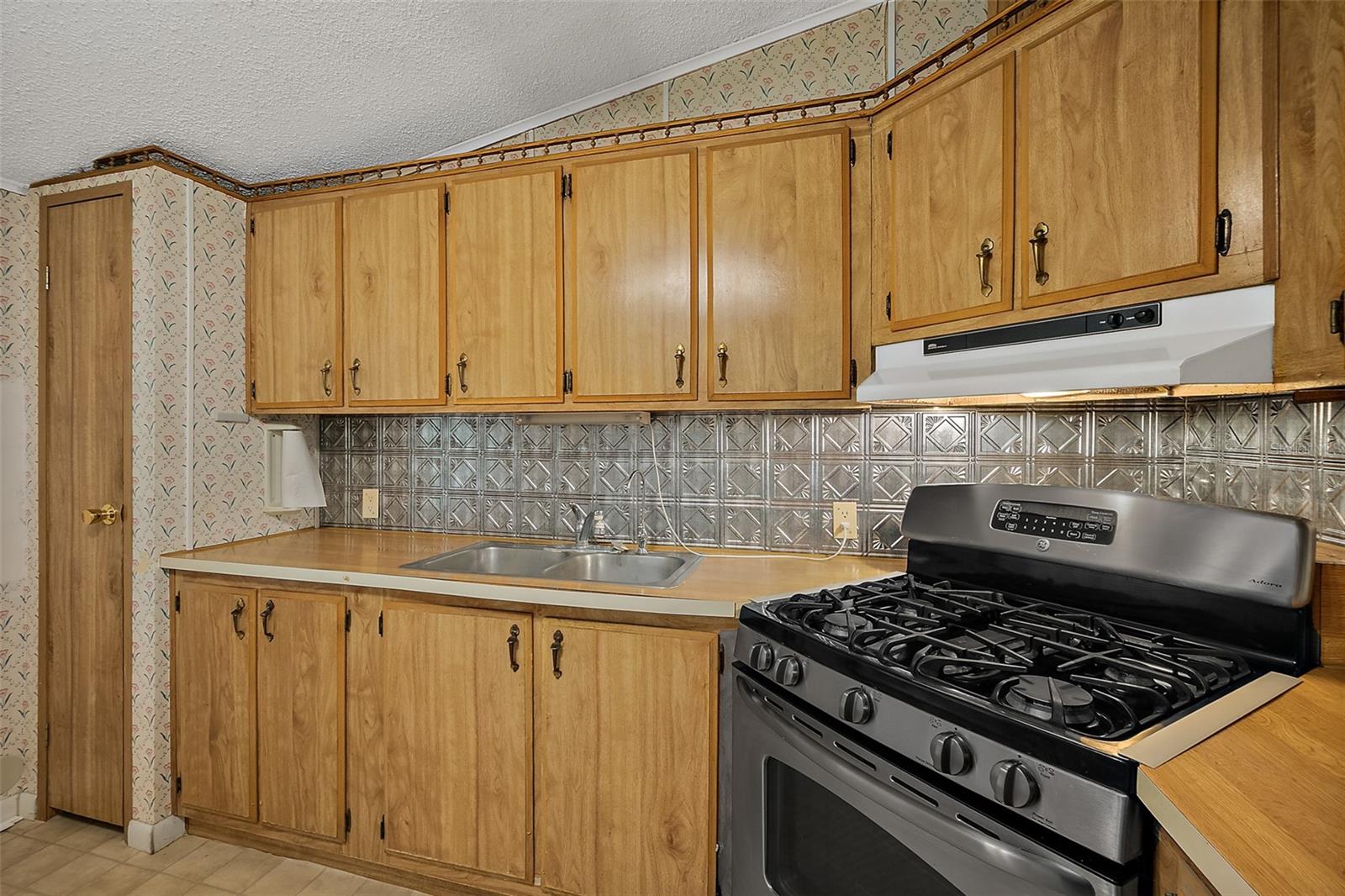 SANDY PINES - Residential