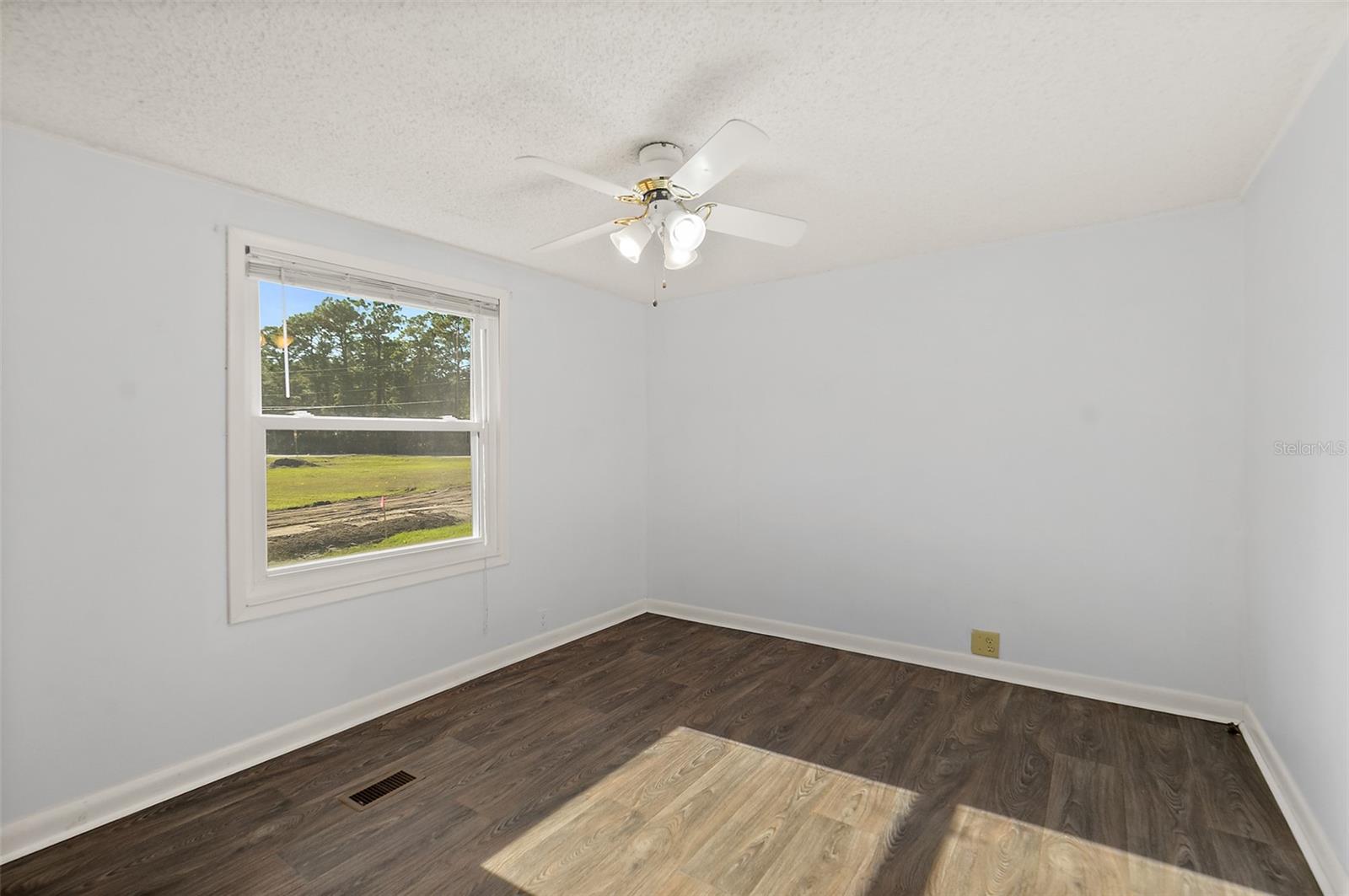 SANDY PINES - Residential