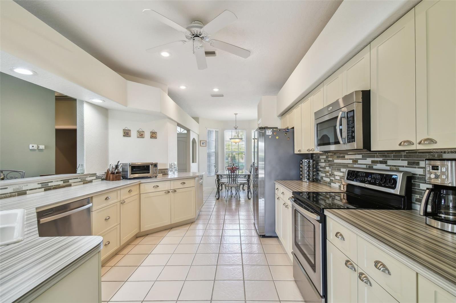 4410 SAWGRASS DRIVE