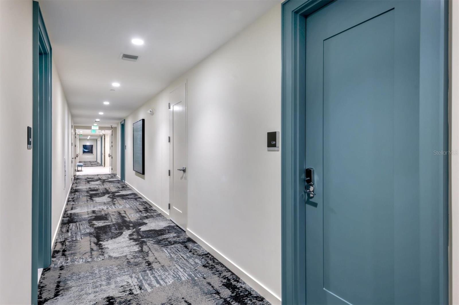 301 QUAY COMMONS 1209