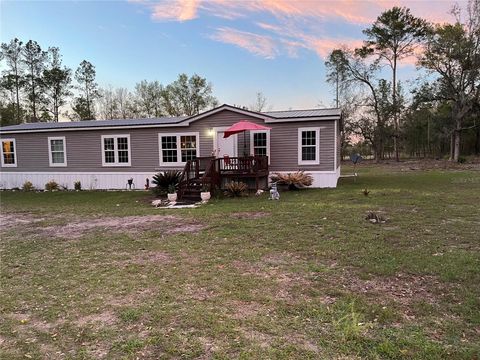 Photo of 262 NW 98th Lane, Branford, FL 32008 (MLS # GC538581)