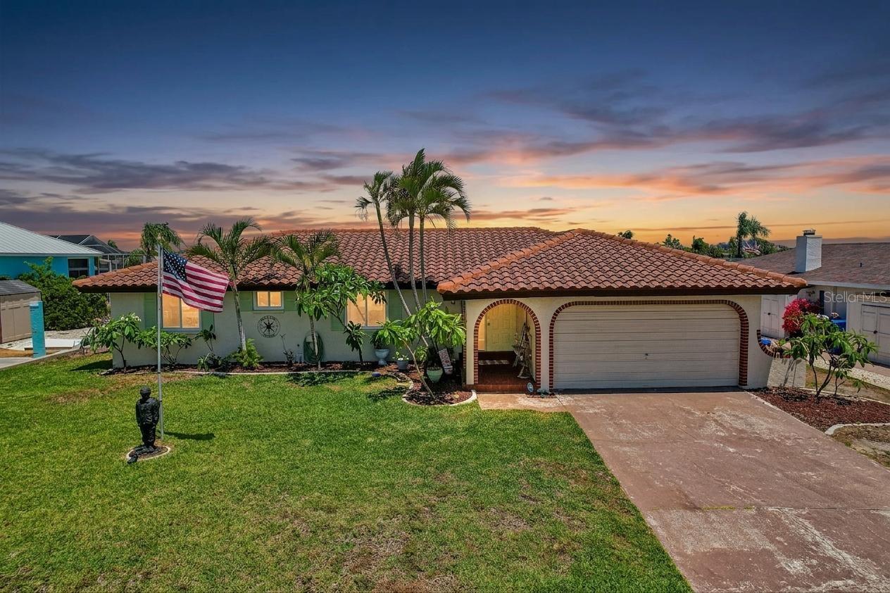 801 FLAMINGO DRIVE