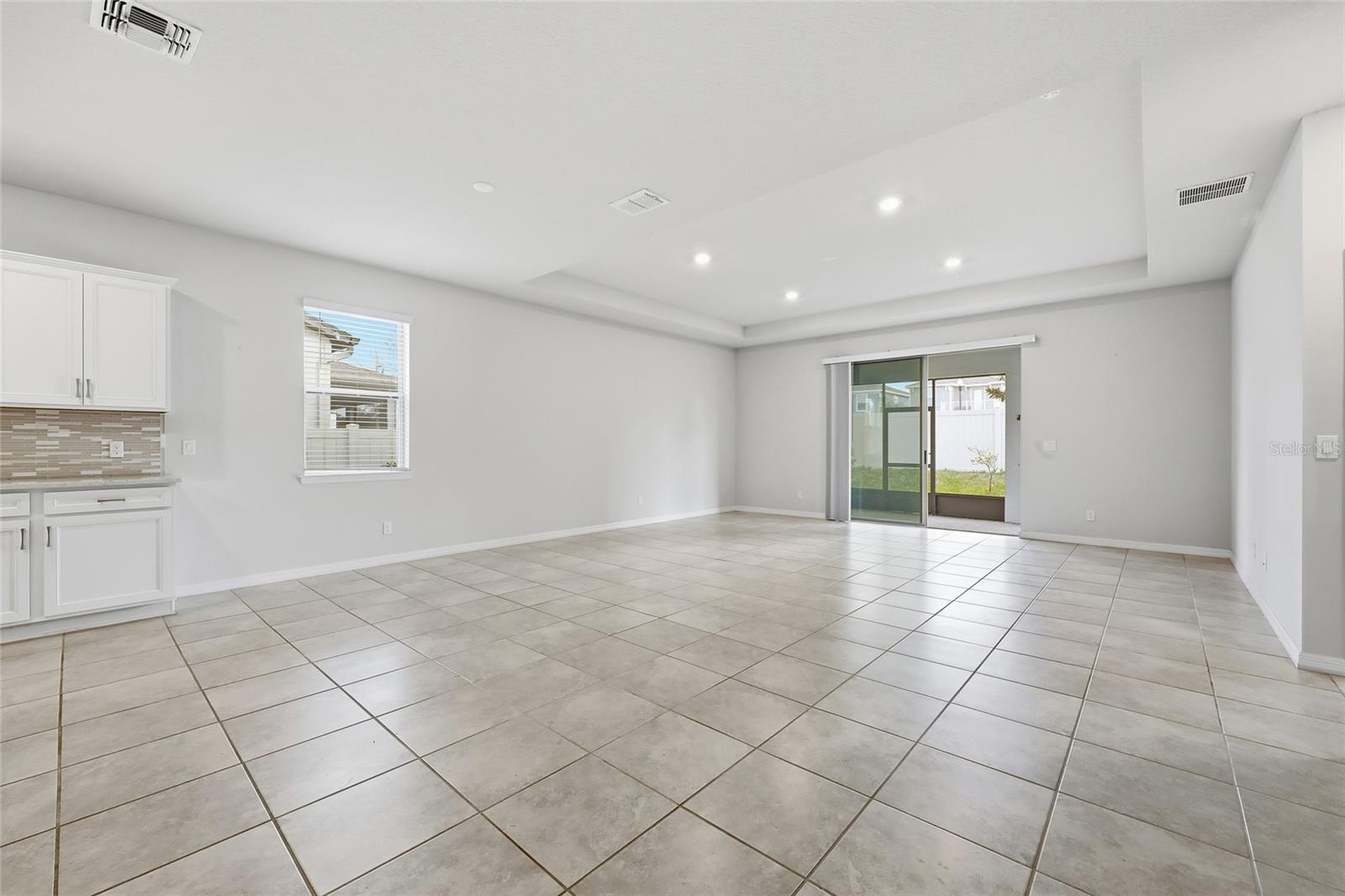 SPLIT OAK ESTATES - Residential