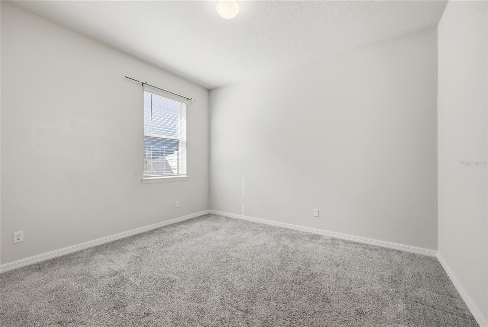 SPLIT OAK ESTATES - Residential