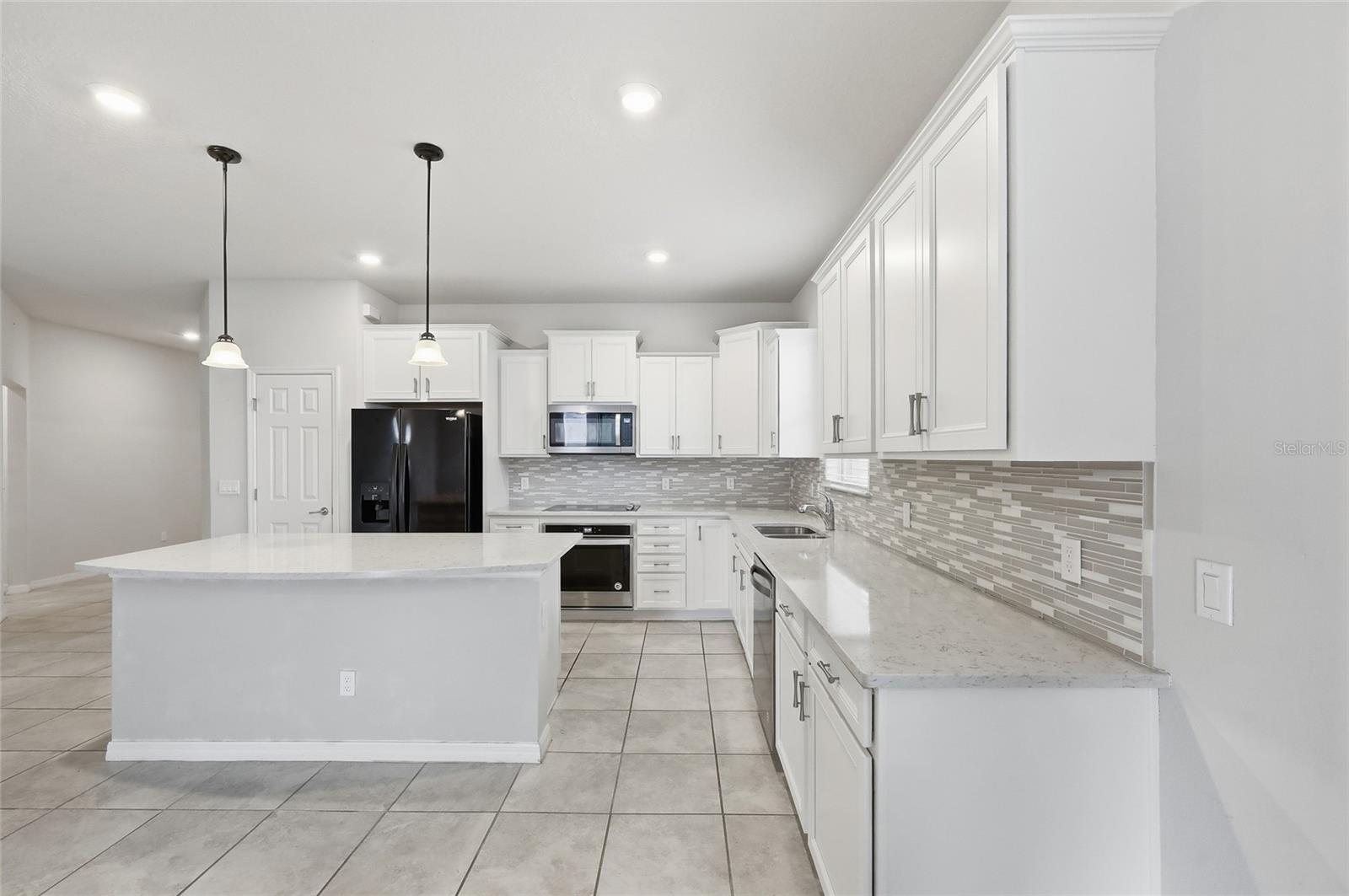 SPLIT OAK ESTATES - Residential