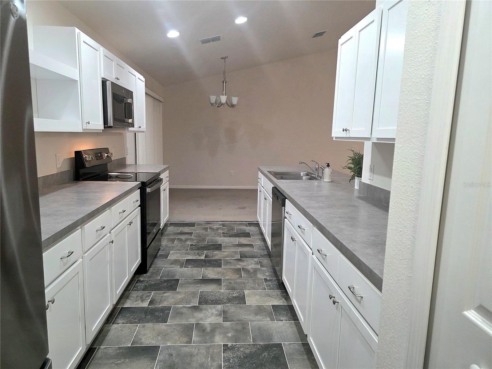 MARION OAKS GLEN AIRE UNIT 2 - Residential