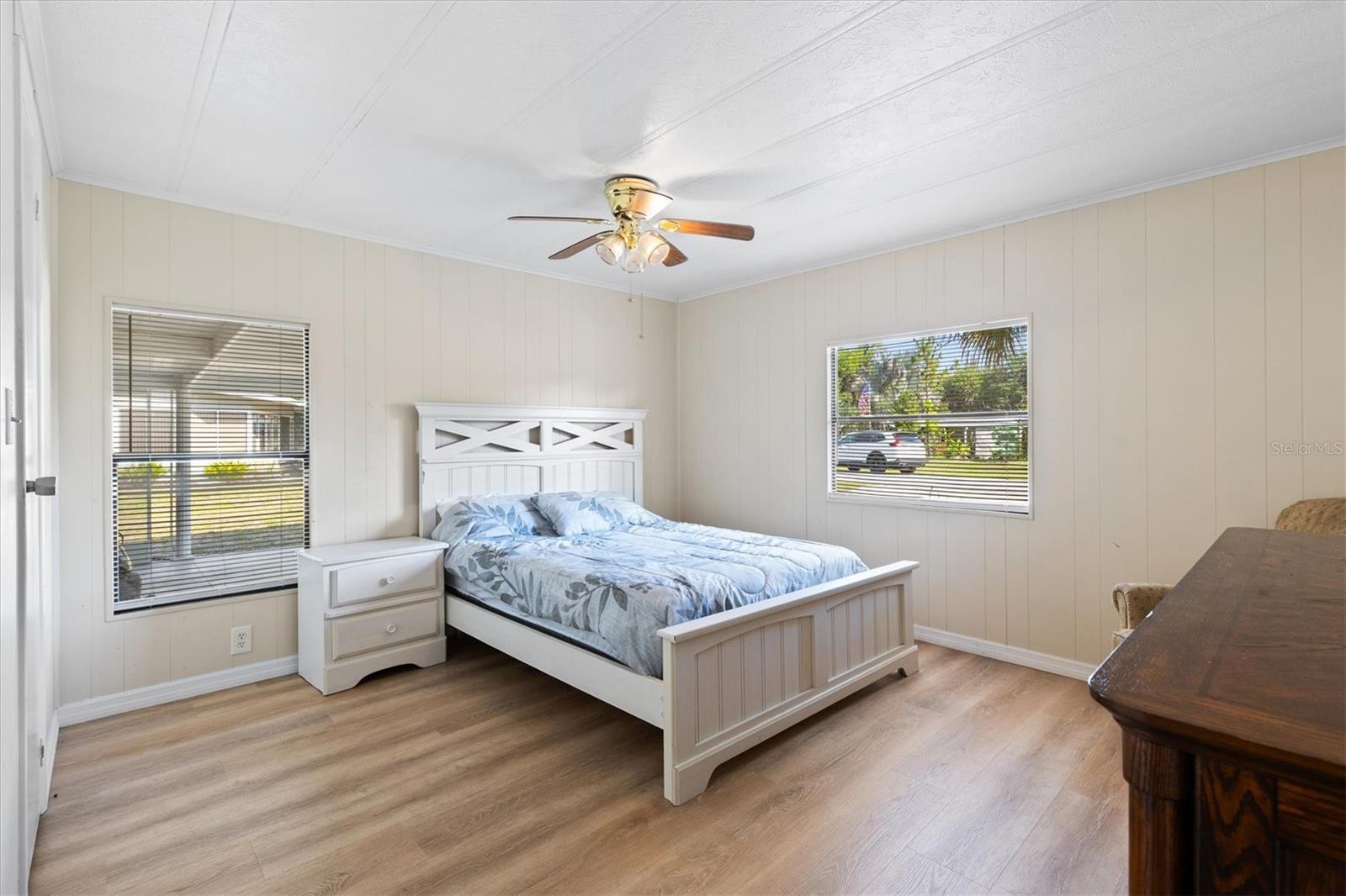HEARTY HOST LAKE RESORT - Residential
