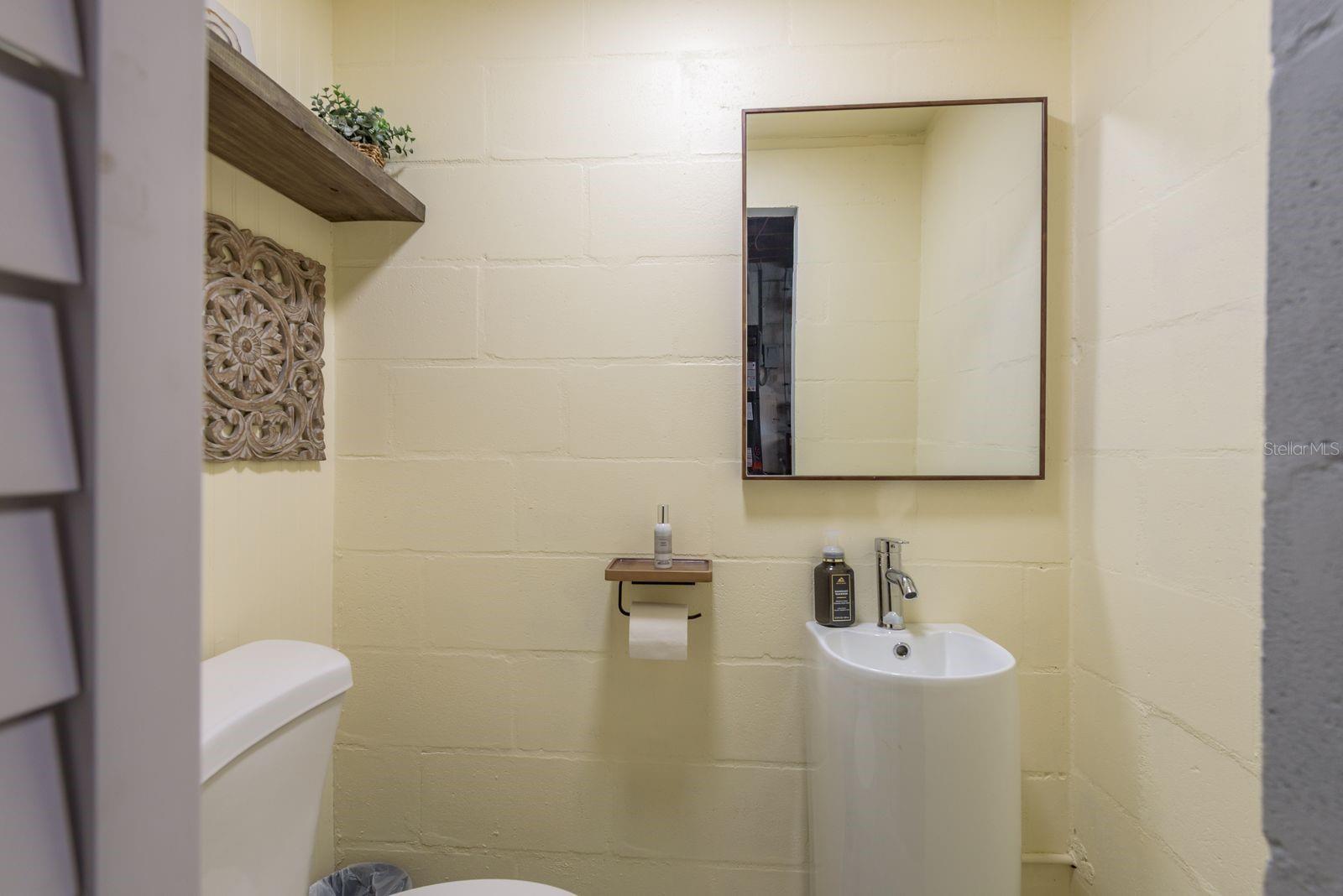 MARTHAS VINEYARD - Residential