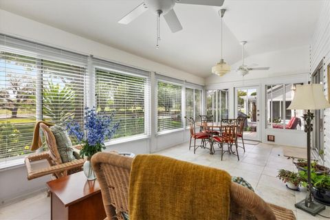 Tiny photo for 711 Agua Way, Lady Lake, FL 32159 (MLS # OM721529)