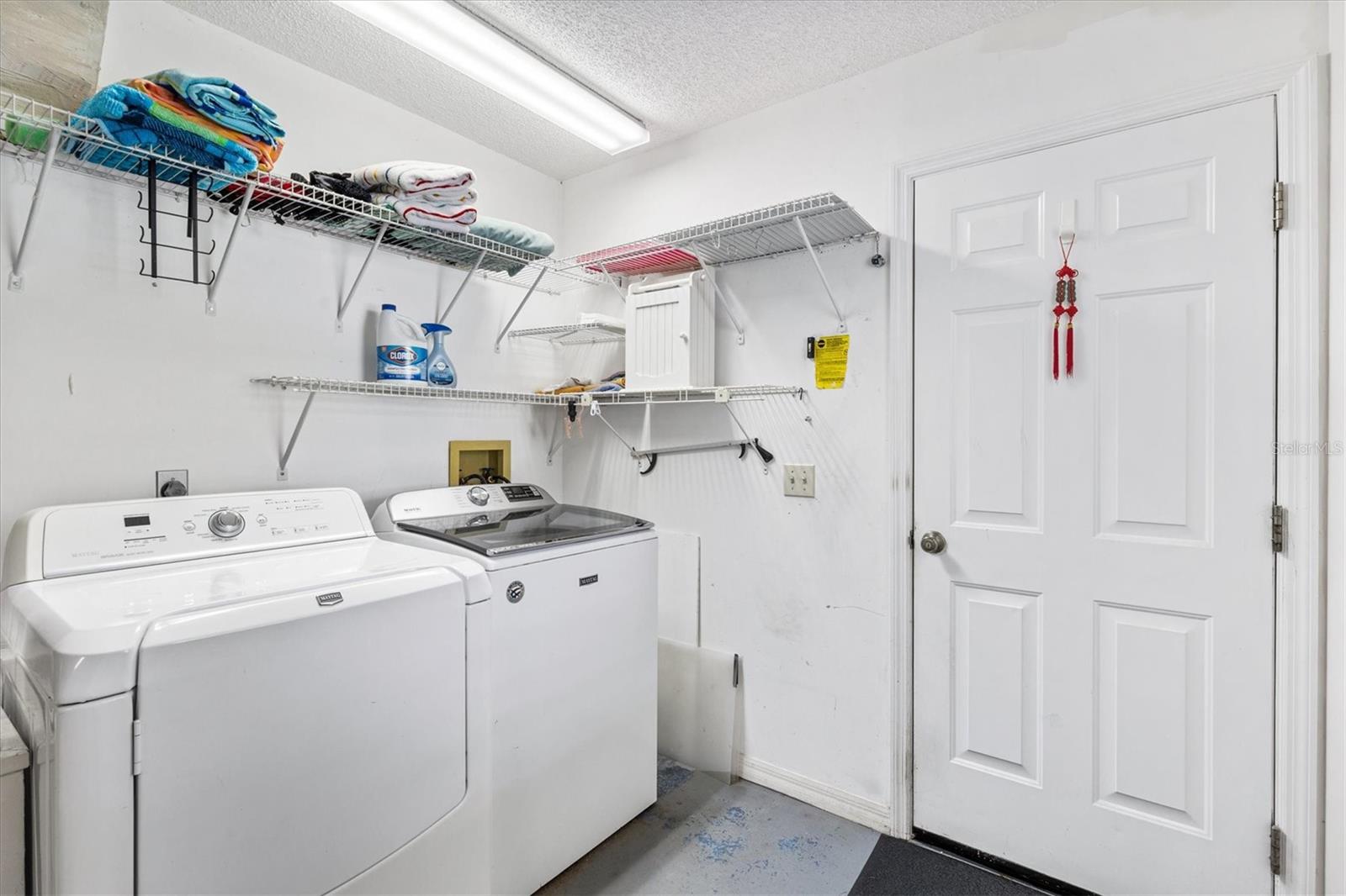 LADY LAKE ORANGE BLOSSOM GARDENS UNIT 16 - Residential