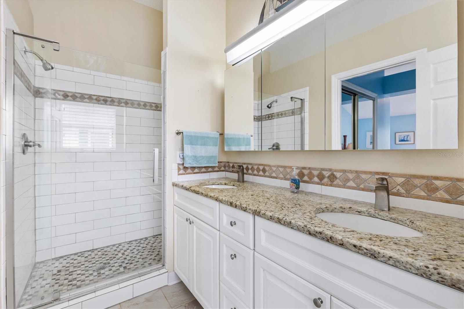 LADY LAKE ORANGE BLOSSOM GARDENS UNIT 16 - Residential