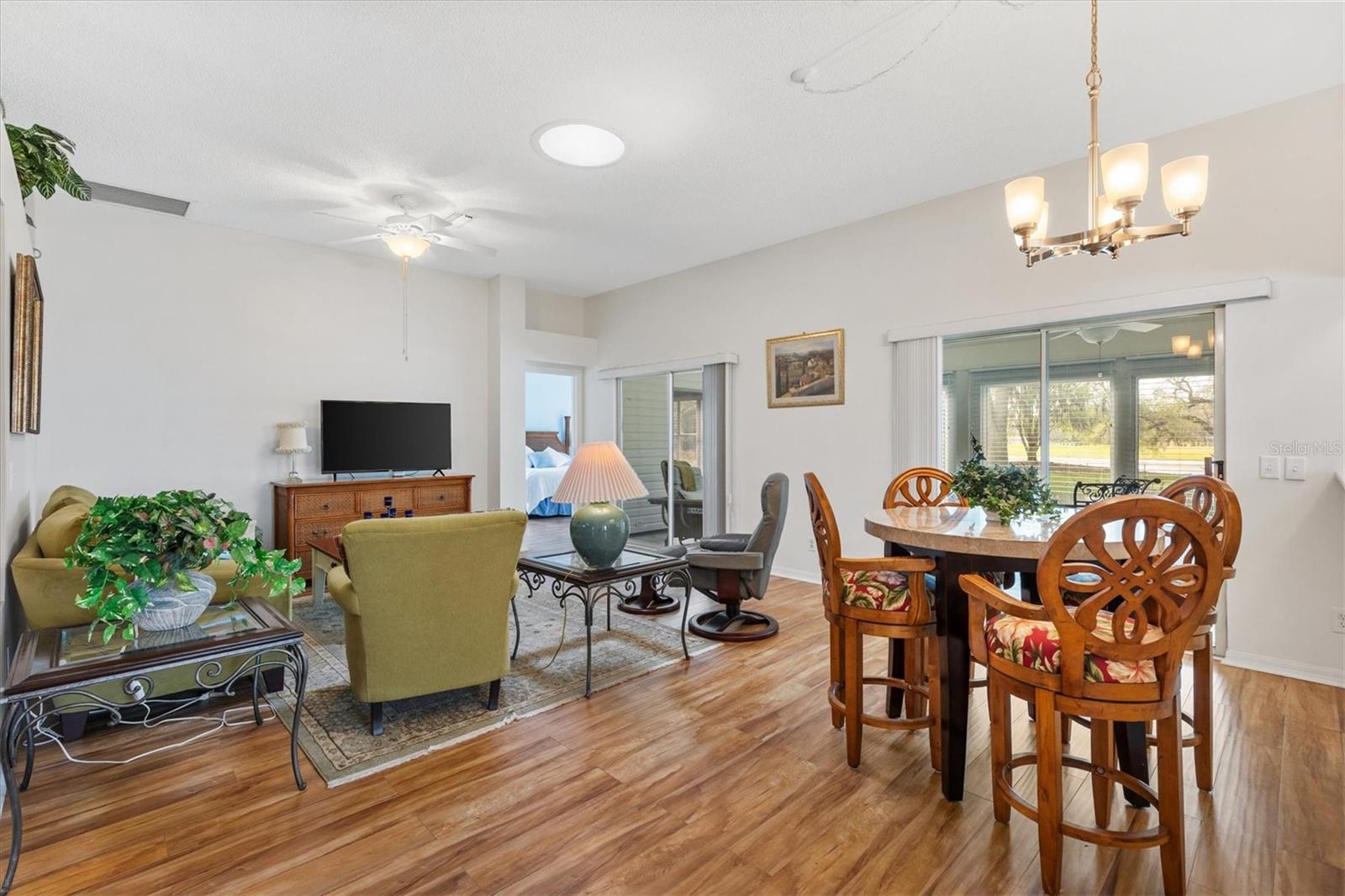 LADY LAKE ORANGE BLOSSOM GARDENS UNIT 16 - Residential
