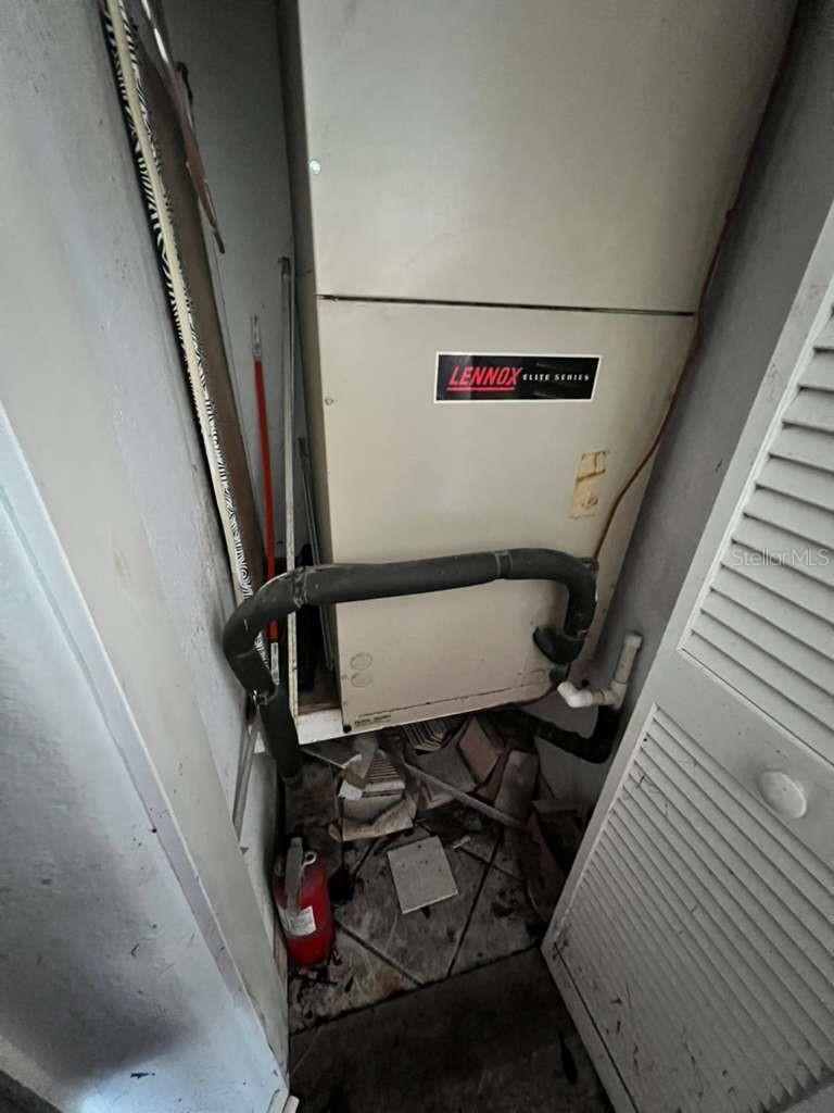 BAY ISLAND - Residential