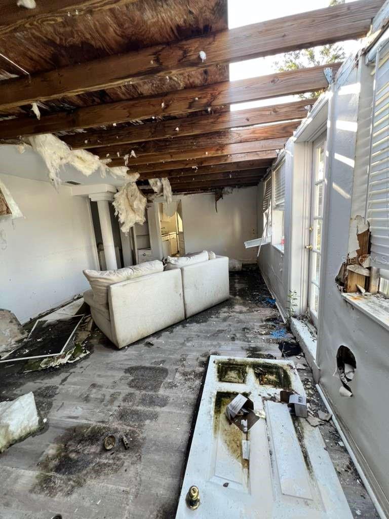 BAY ISLAND - Residential