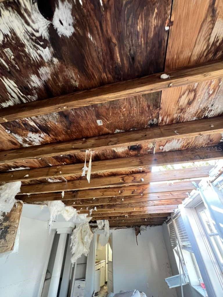 BAY ISLAND - Residential