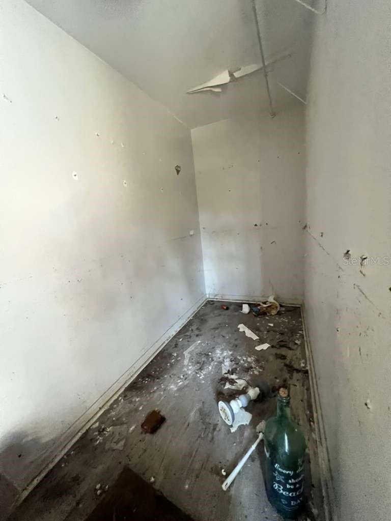 BAY ISLAND - Residential