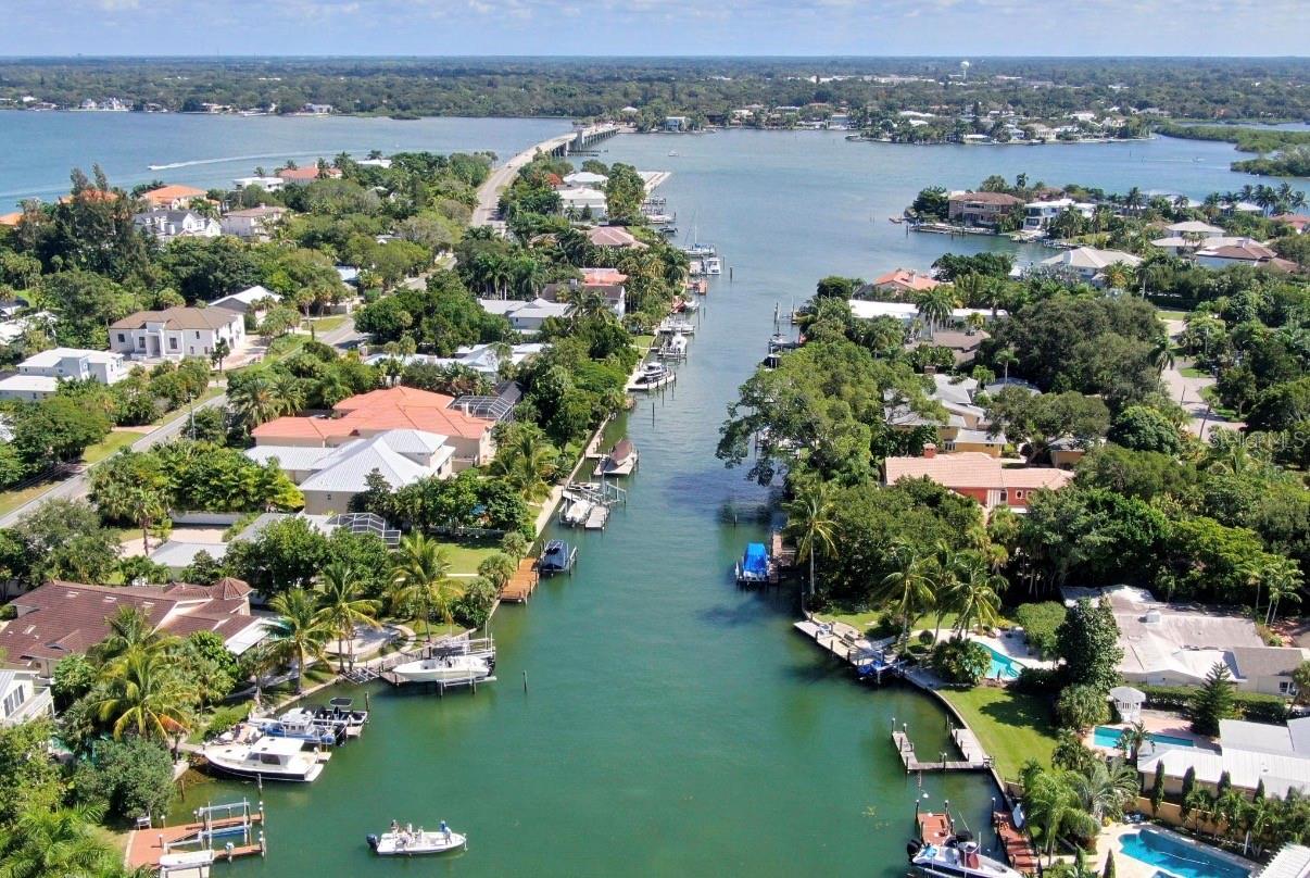 BAY ISLAND - Residential