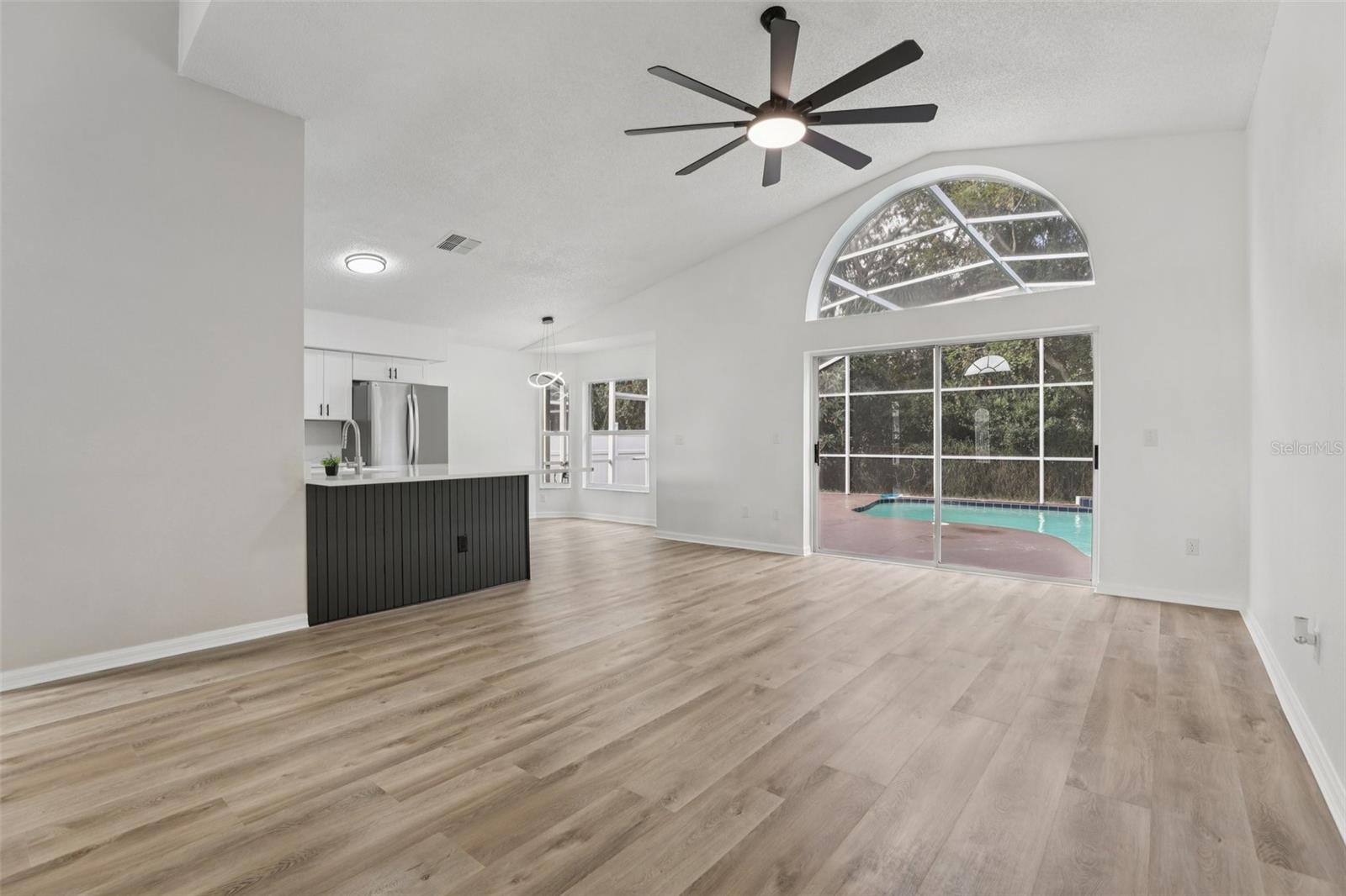 LINDFIELDS UNIT 1 - Residential