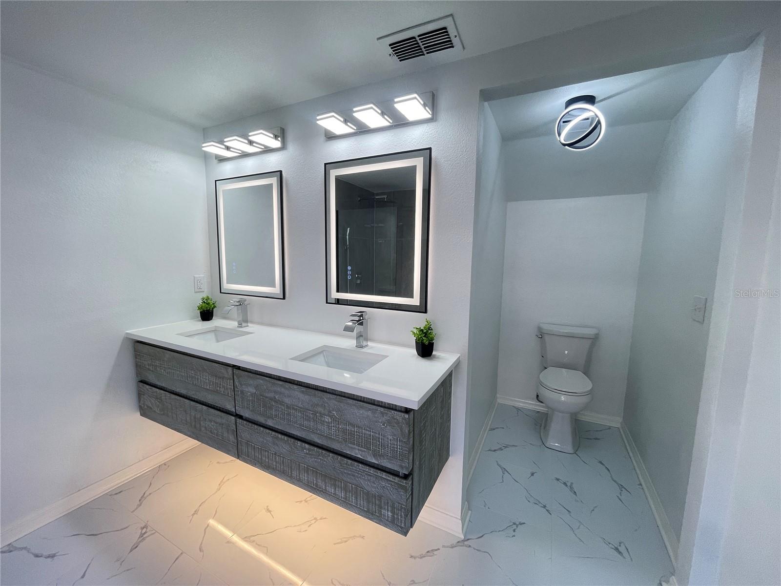 LINDFIELDS UNIT 1 - Residential