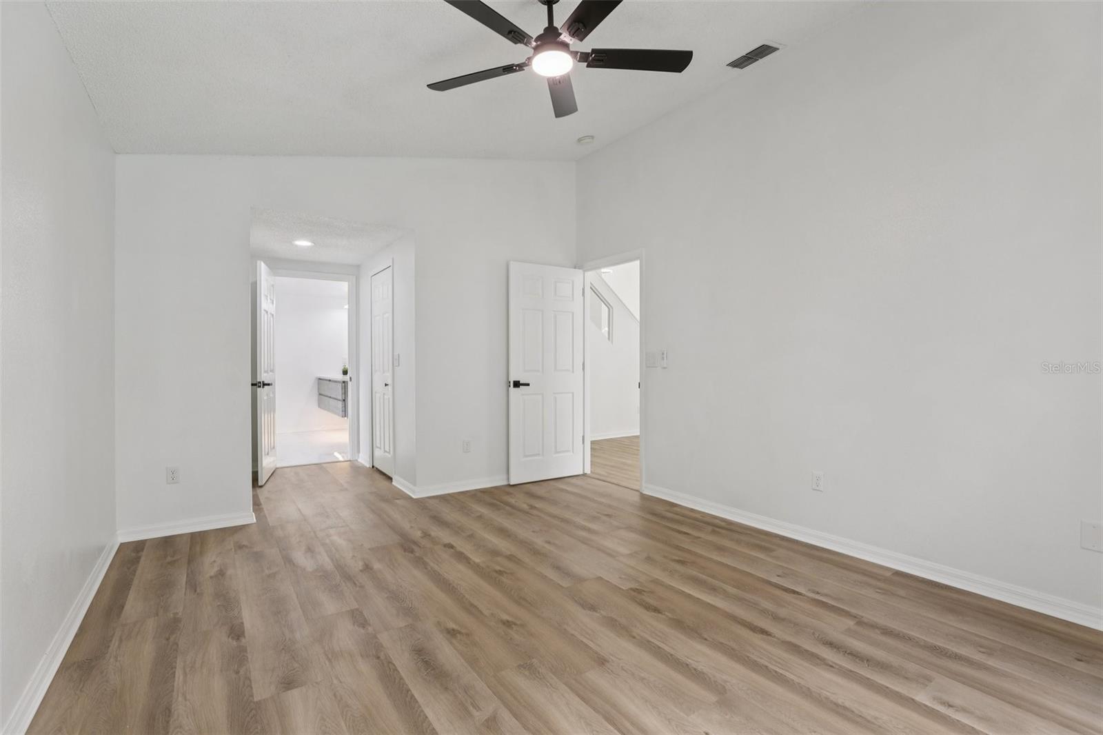 LINDFIELDS UNIT 1 - Residential