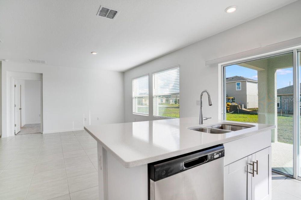 SCENIC TERRACE - Residential