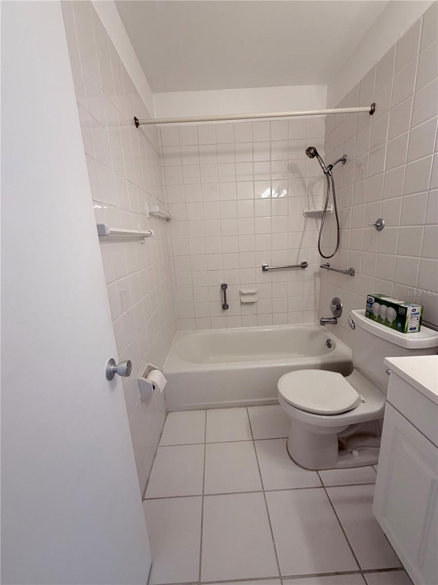 CLEARVIEW OAKS BLDG 22 - Residential