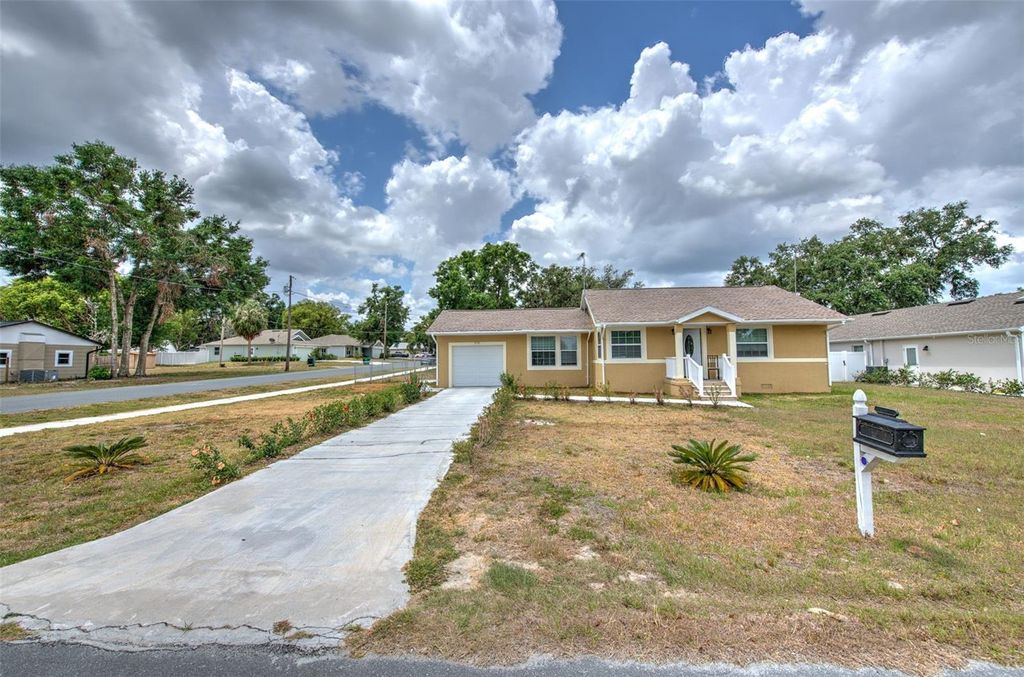 Photo of 5939 14th Street, Zephyrhills, FL 33542 (MLS # TB8381366)