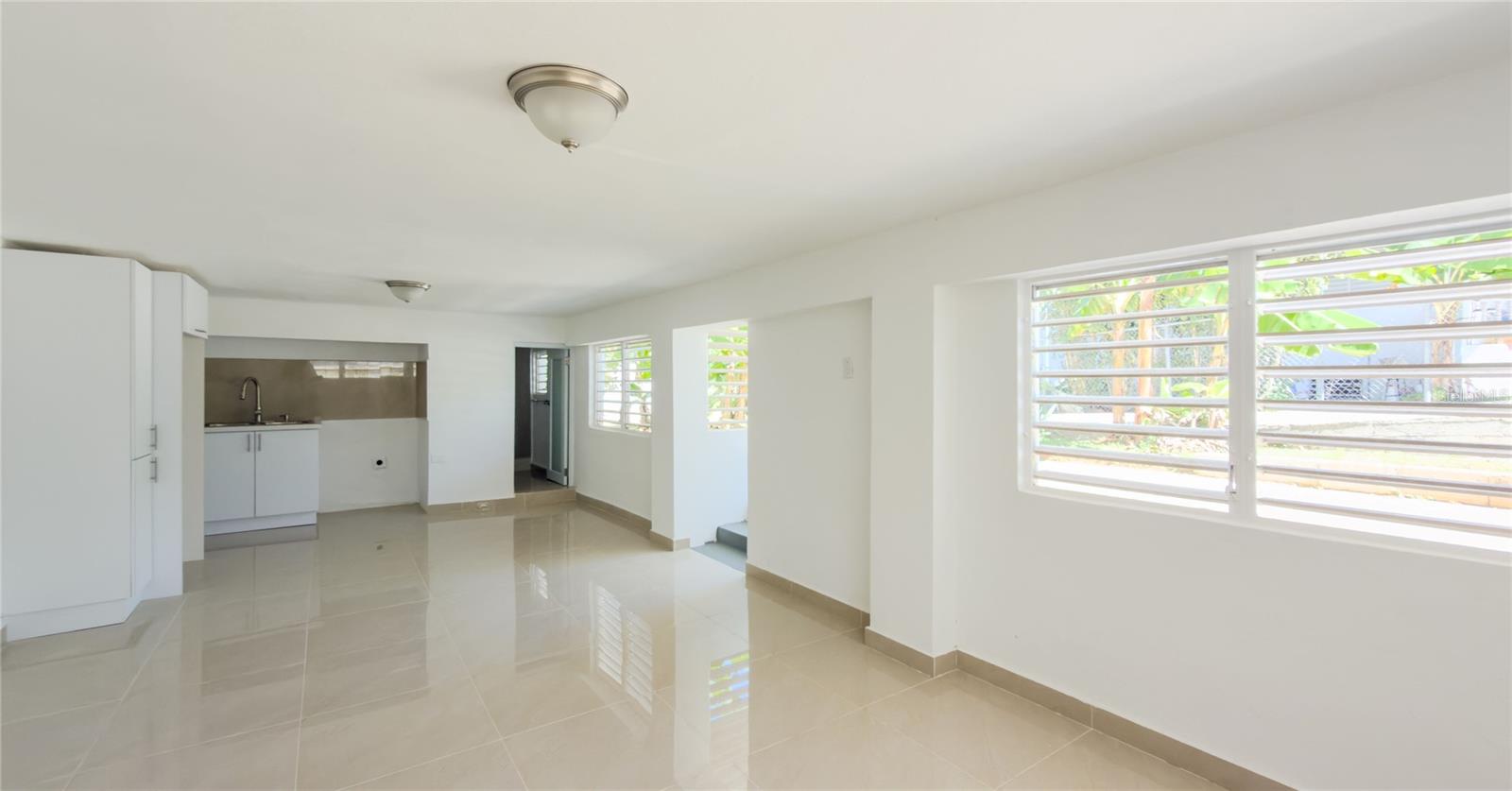 URB. LAS TRES T - Residential