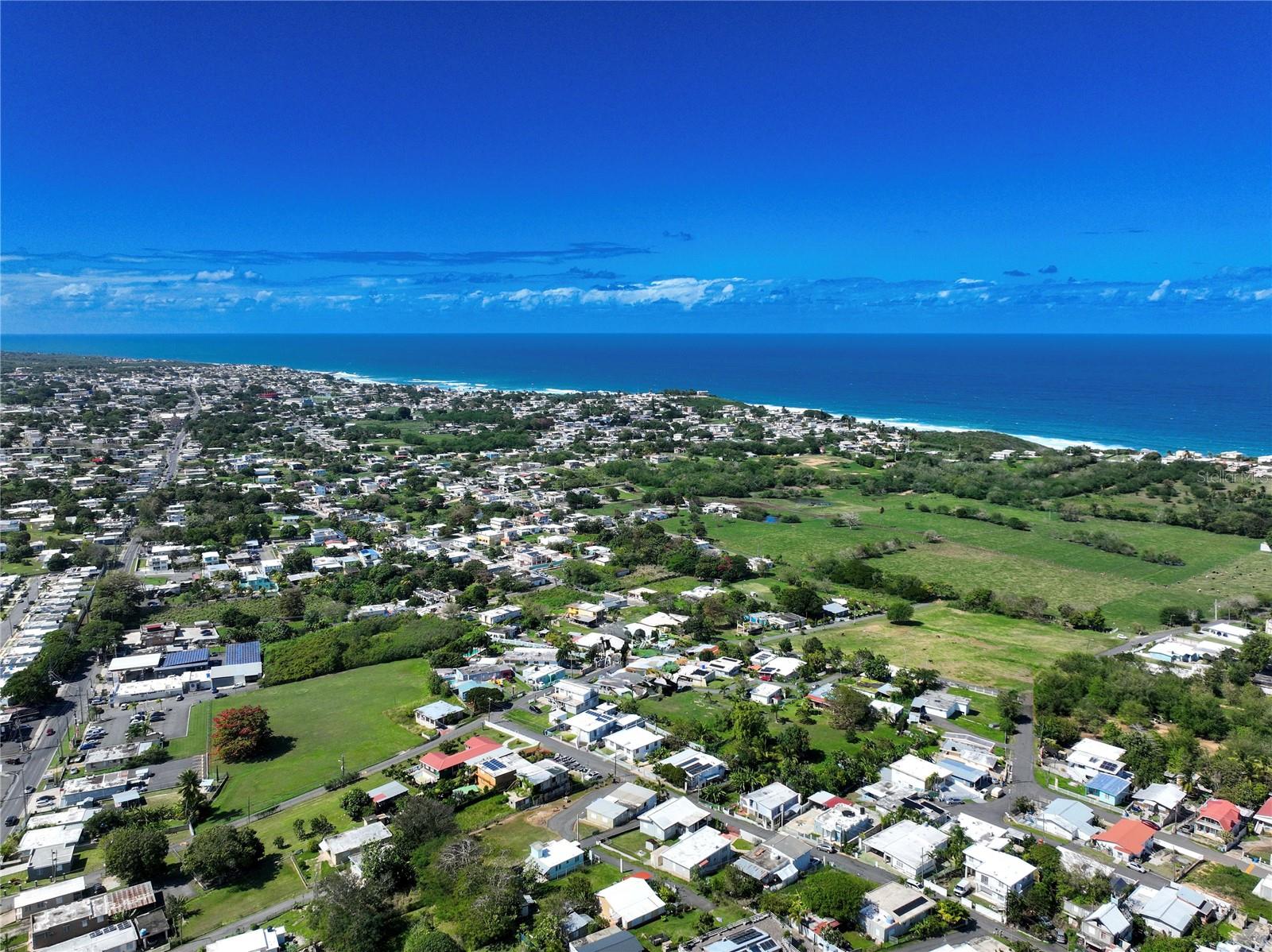 URB. LAS TRES T - Residential